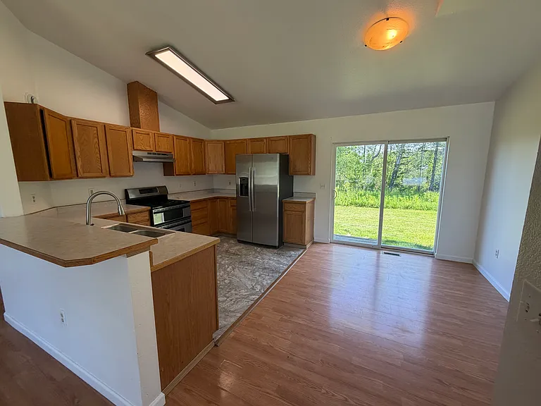 1685 N Lacy Loop — Photo 4