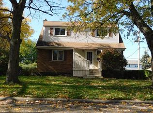 17416 Walter St, Lansing, IL 60438