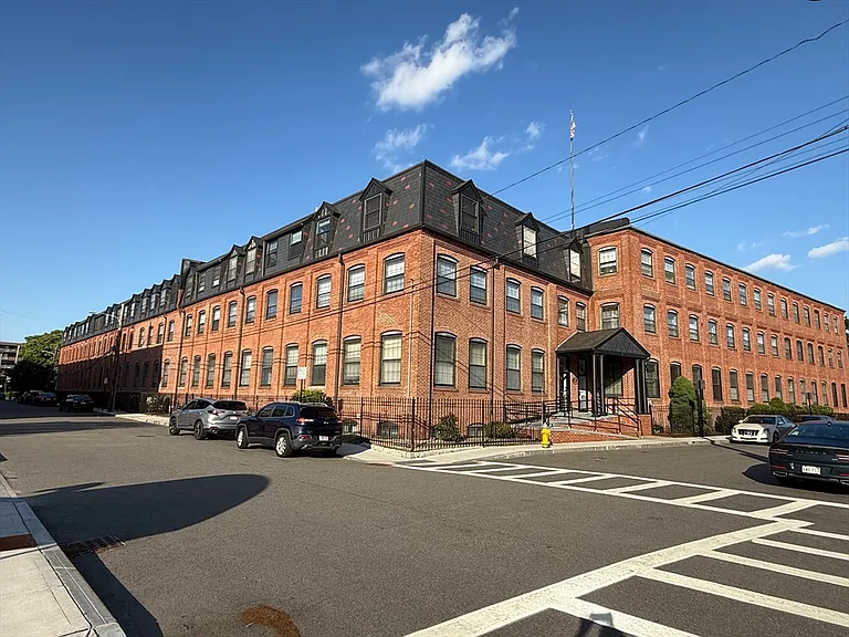 10 Weston Ave #420 — Photo 12