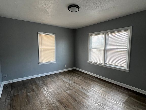 2nd image of 501 N 31st St