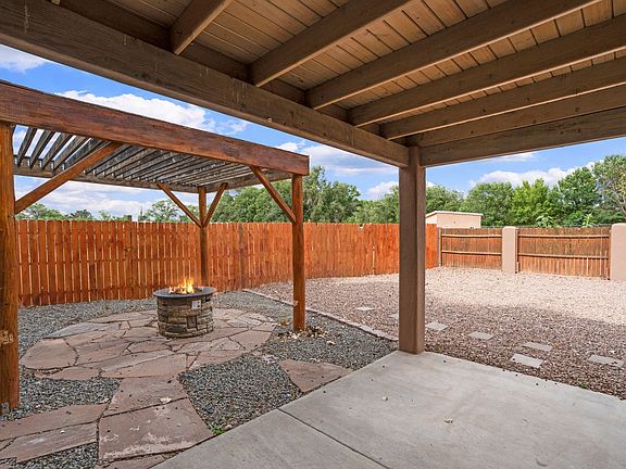 5th image of 1007 Los Arboles Cir