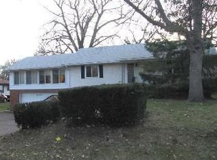 1489 English St, Saint Paul, MN 55106
