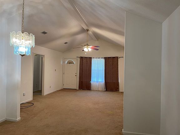 5th image of 635 Justin Dr