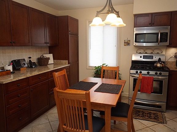 4th image of 602 E Le Moyne Ave