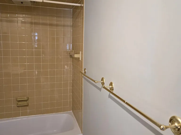 9 Greendale Ave #1 — Photo 13