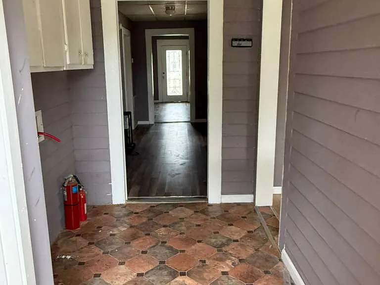 1203 Wilson W Lee Blvd — Photo 14