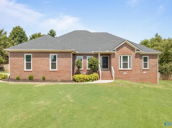 253 Natchez Trl, Huntsville, AL 35806