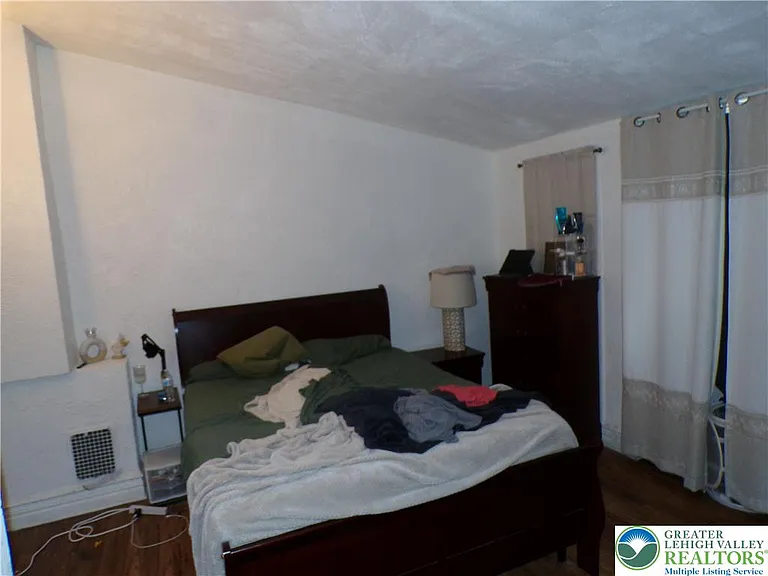 111 Ridge Ave — Photo 12