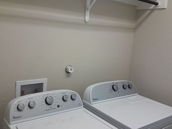 3rd image of 109 Kristi Ln