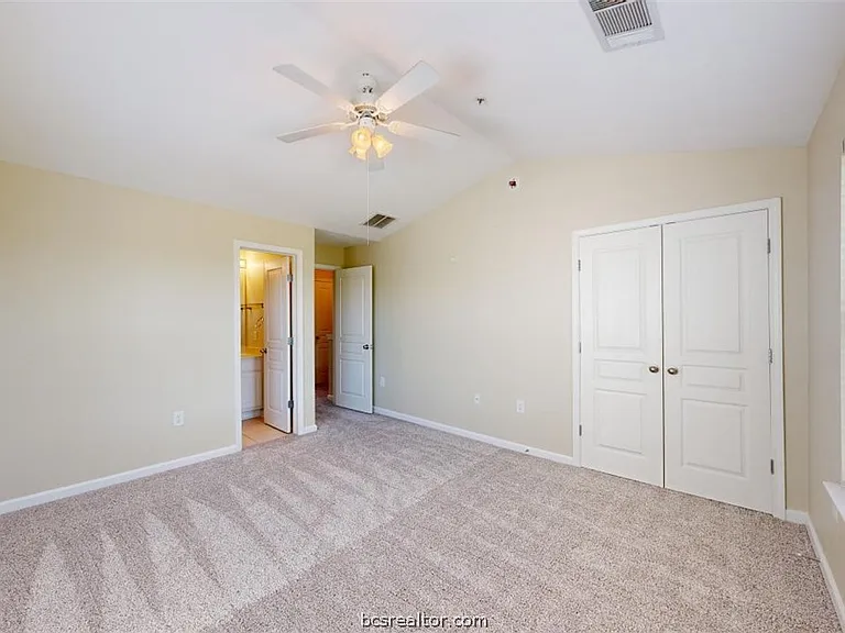 1725 Harvey Mitchell Pkwy S #1721 — Photo 15