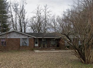 601 E Cedar St, Bertrand, MO 63823