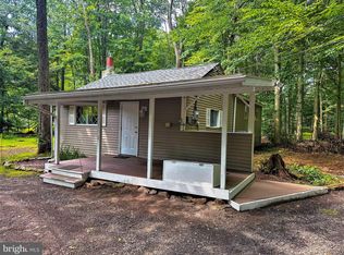 125 Johns Ln, Long Pond, PA 18334
