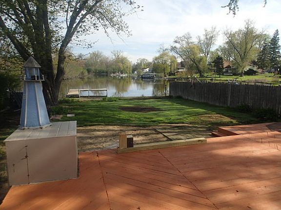 2nd image of 25404 W Highwoods Dr