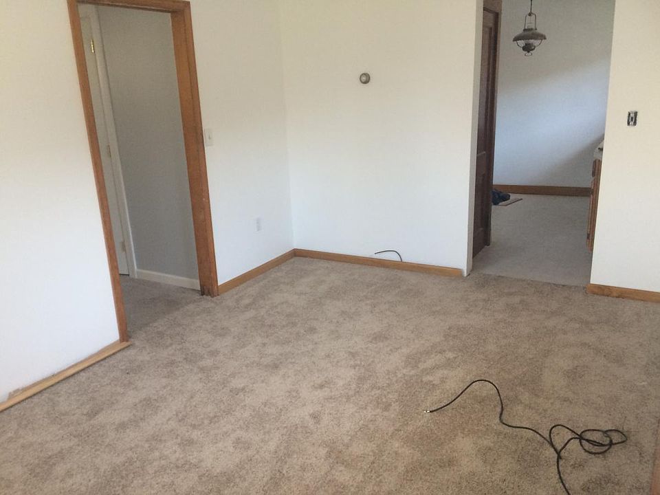 2nd image of 497 Waverly Street # First Floor