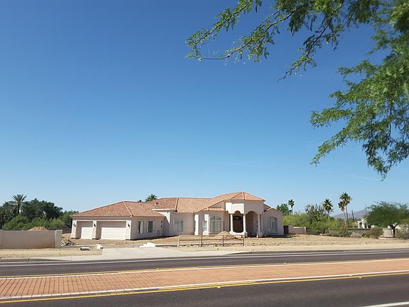 3rd image of 10651 E Cactus Rd