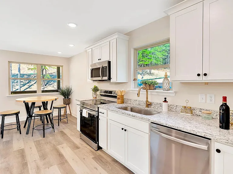 355 Kellys Ferry Pl — Photo 5