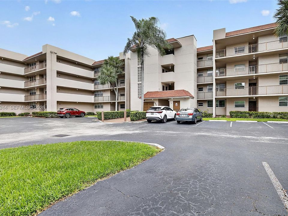 1st image of 1911 Sabal Palm Dr APT 202