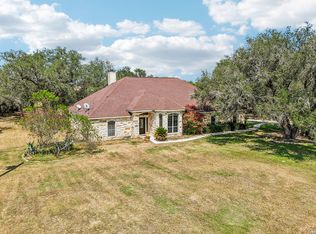 108 Medora Branch, Floresville, TX 78114