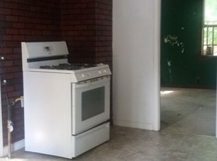 75 4th St APT 2, Norwich, CT 06360