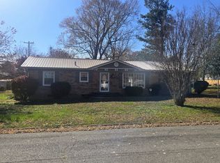 413 Kirk St, Lawrenceburg, TN 38464