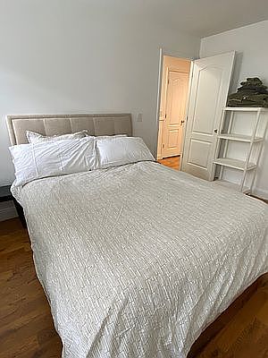 3rd image of 344 Chauncey St #1