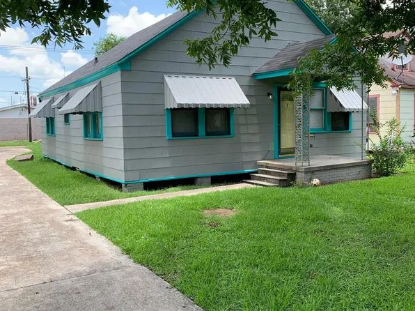 3435 15th St, Port Arthur, TX 77642