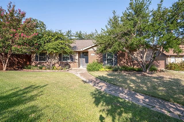 1st image of 632 Glenhill Ln