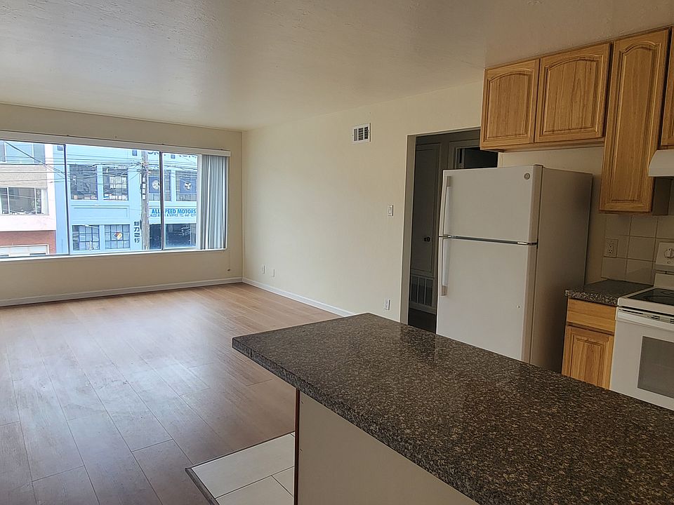 1st image of 2518 Clement St APT 1