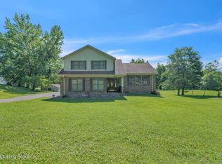 554 Castleman Branch Rd, Shepherdsville, KY 40165