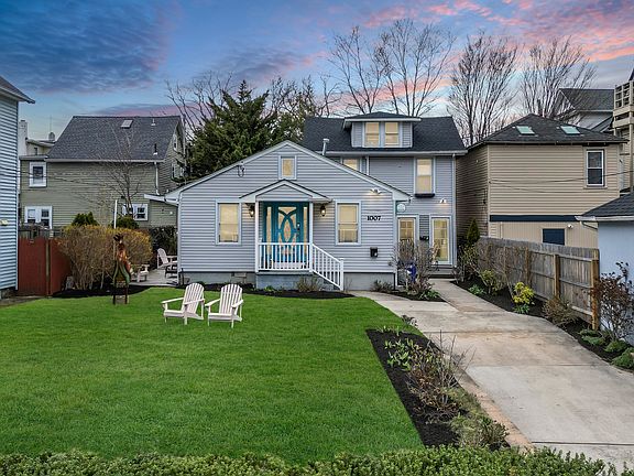 2nd image of 1007 Emory St