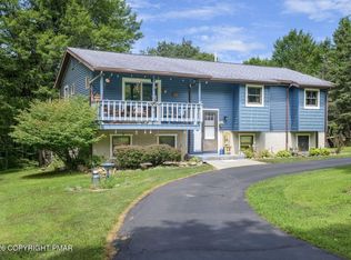 1519 Ridge Dr, Stroudsburg, PA 18360