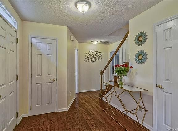 5th image of 2138 Dembrigh Ln