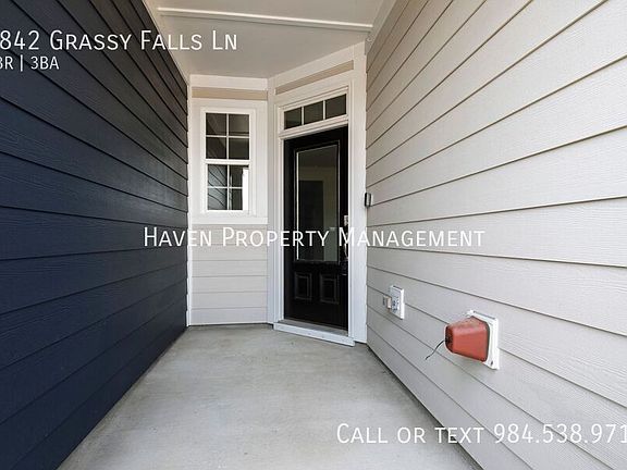 2nd image of 1842 Grassy Falls Ln