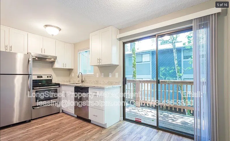 2 bed, 1.0 bath, 840 sqft, $1,595 — Photo 4