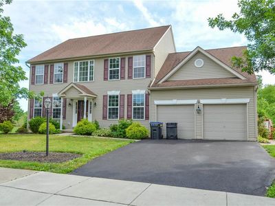 2014 Woodbridge Ln, Pennsburg, PA, 18073