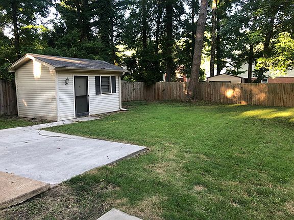 5th image of 516 Spencer Dr NW