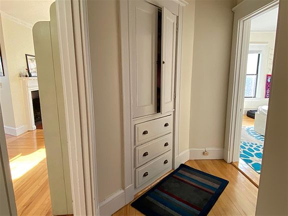 5th image of 84 Prescott St APT 27