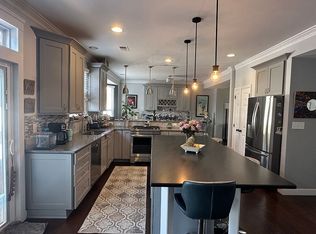 102 Julie Dr, Northfield, NJ 08225