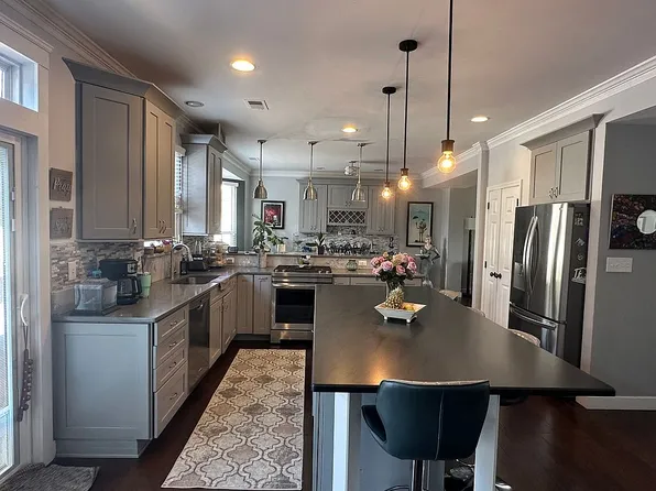 102 Julie Dr, Northfield, NJ 08225