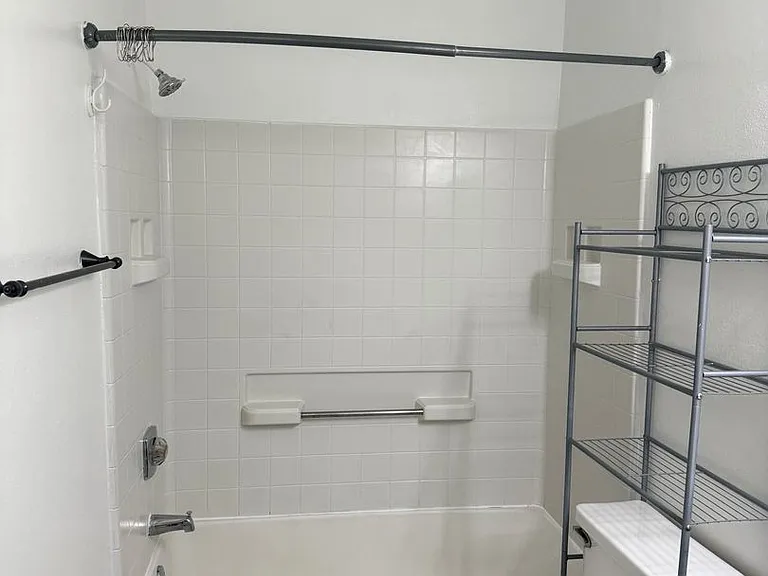 3827 Bay Club Cir #103 — Photo 20