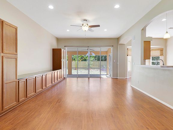 4th image of 6171 NW East Deville Circle