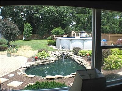 2nd image of 36340 Hedgerow Park Dr