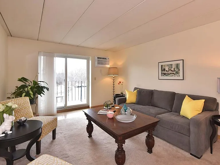 153 Milk St #15 — Photo 3