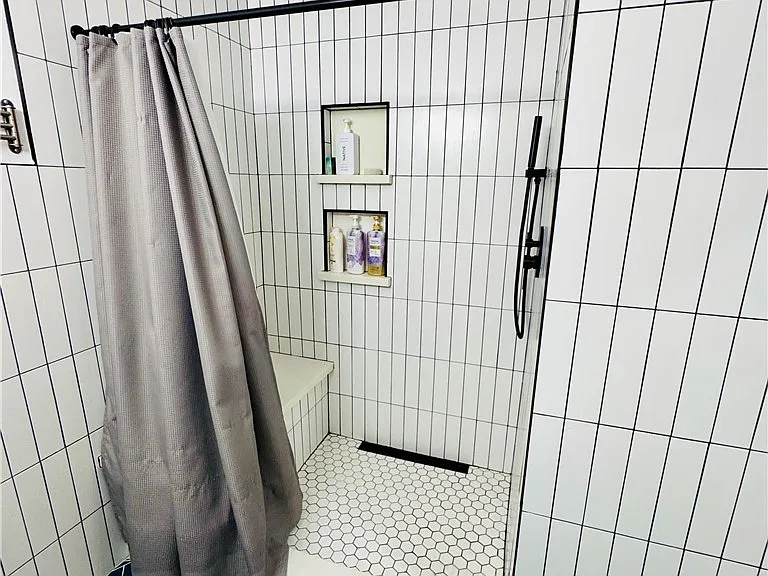 711 Pacific Coast Hwy #206 — Photo 10