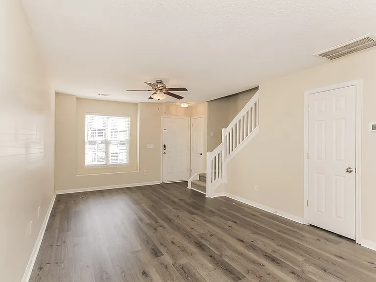 17113 Greenlawn Hills Ct — Photo 6
