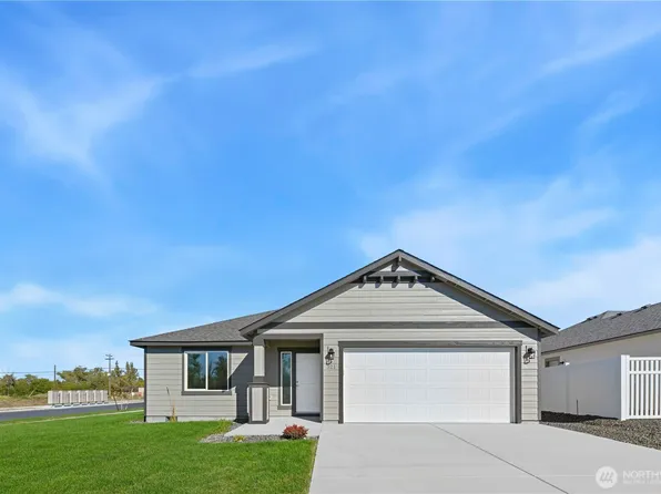 321 N Lessor Loop, Moses Lake, WA 98837
