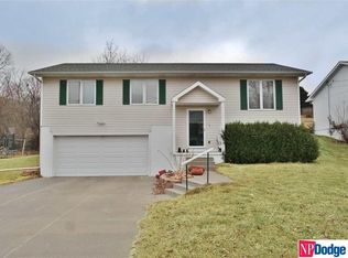 939 S 4th St, Plattsmouth, NE 68048