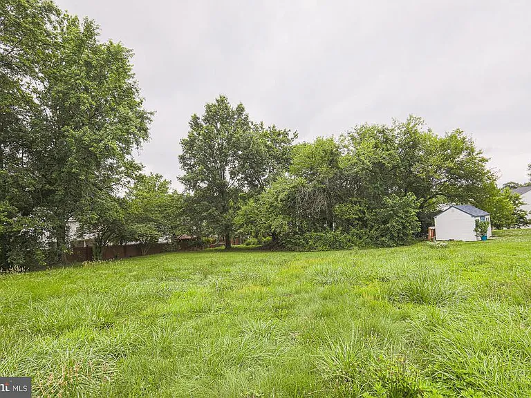 6512 Golden Ring Rd — Photo 42