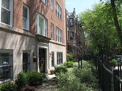 2nd image of 738 W Briar Pl APT 203