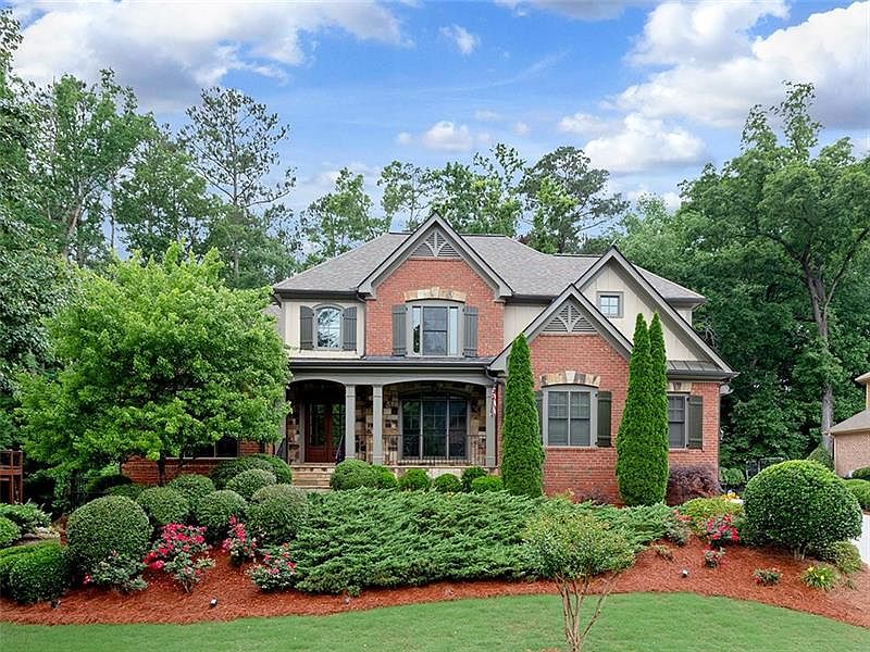 1st image of 118 Fernwood Dr